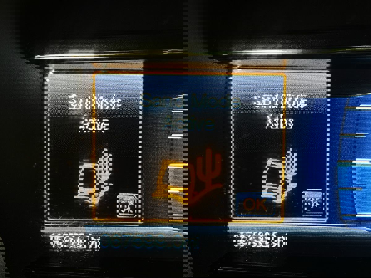 Used 2016 Ford Explorer Limited image 15