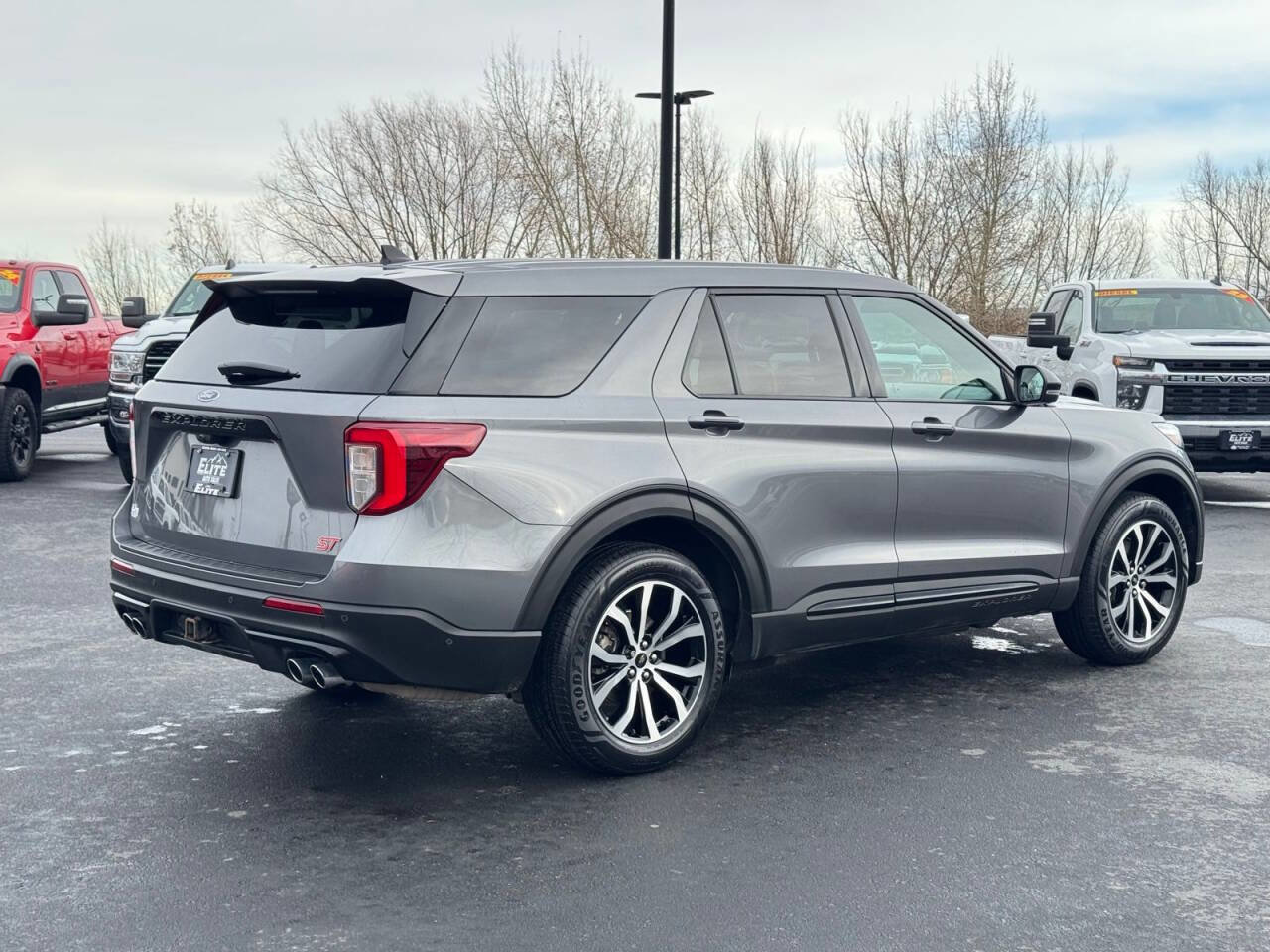 Used 2021 Ford Explorer ST image 5