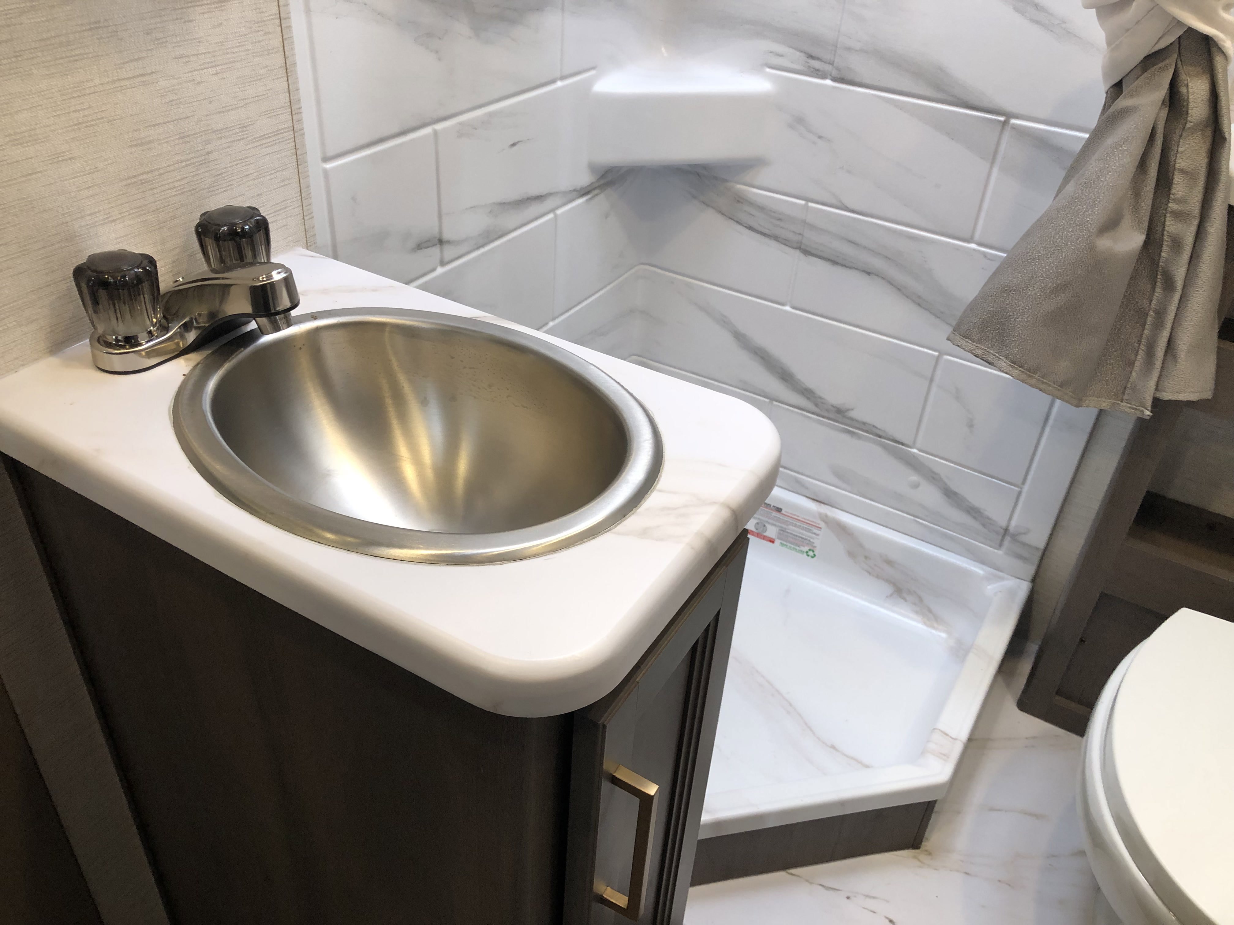 Used 2024 Ford E-350 and Econoline 350 Super Duty w/ Motorhome Prep Package image 15