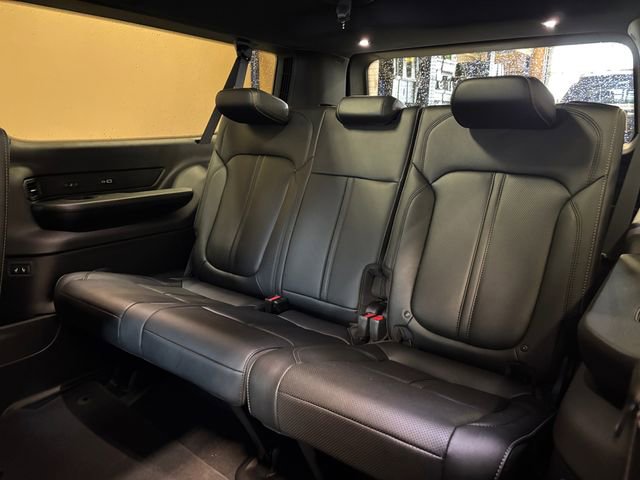 New 2026 Jeep Grand Wagoneer L Limited AWD/4WD image 17