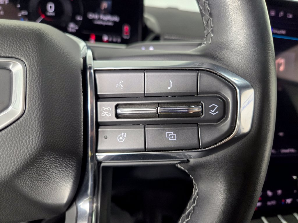 Used 2025 GMC Sierra EV Denali AWD/4WD image 24