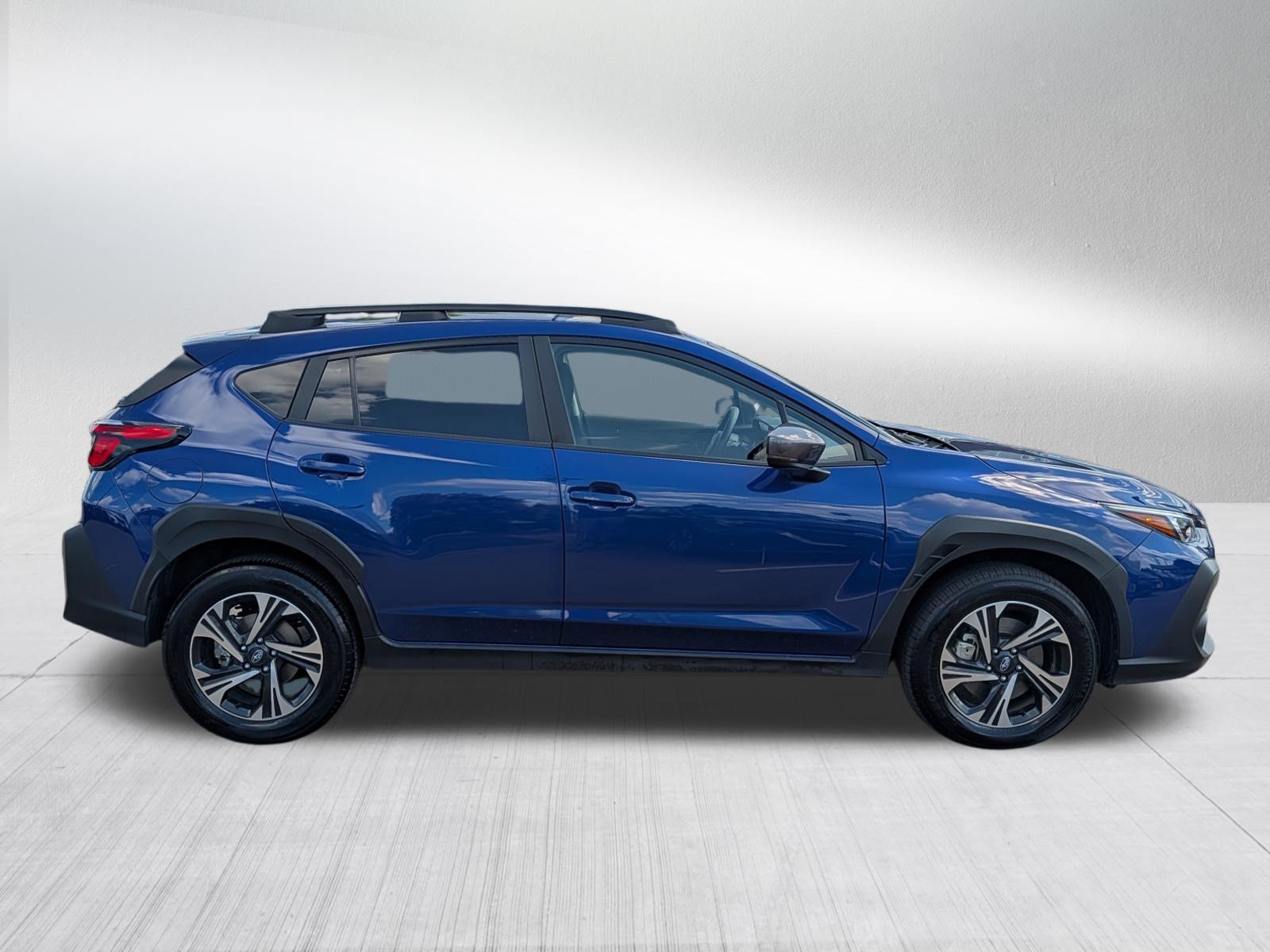 Certified 2025 Subaru Crosstrek 2.5i Premium AWD/4WD image 8