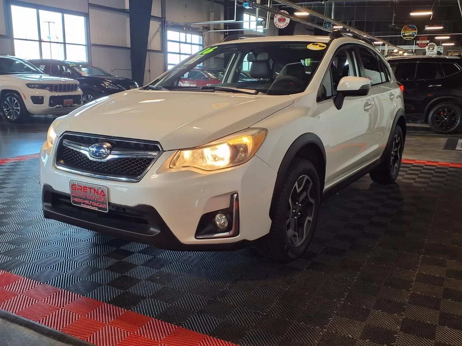 Used 2016 Subaru Crosstrek 2.0i Limited w/ Popular Package #2 AWD/4WD image 4