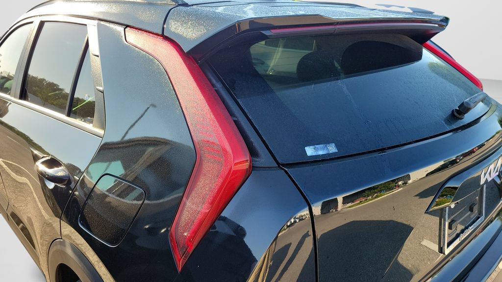 Used 2025 Kia Niro EX FWD image 40