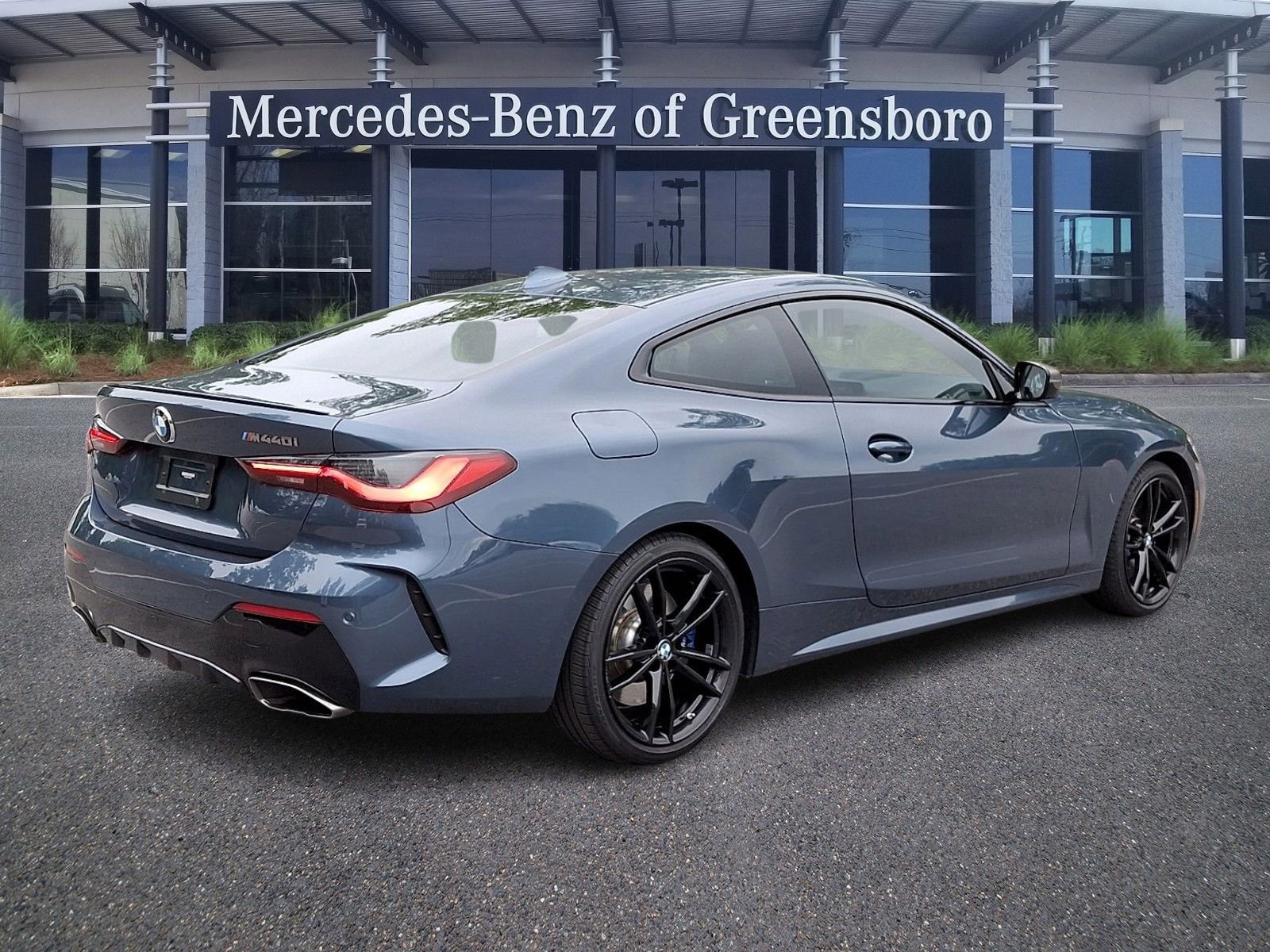 Used 2022 BMW M440i Coupe w/ Premium Package RWD image 4