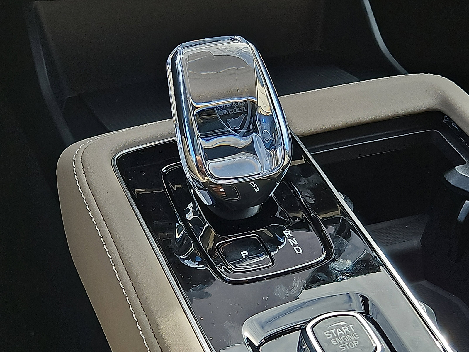 New 2026 Volvo XC90 B6 Ultra w/ Protection Package Premier image 13