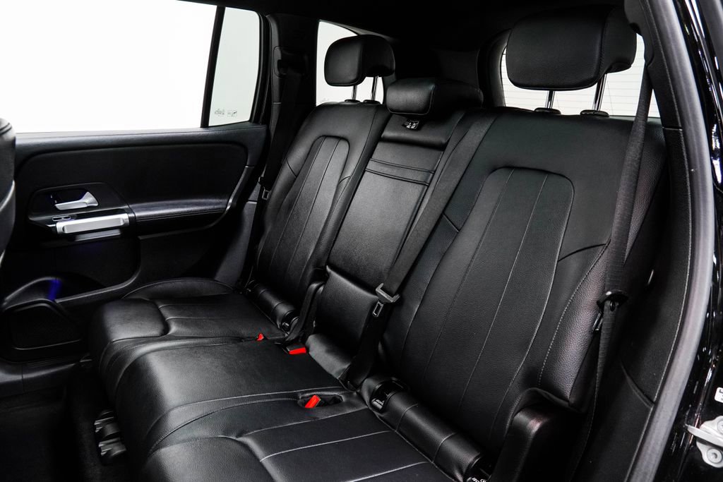 Used 2020 Mercedes-Benz GLB 250 image 17