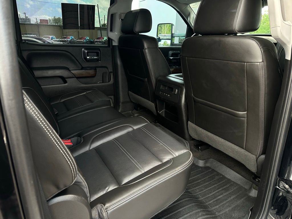 Used 2018 GMC Sierra 3500 Denali w/ Duramax Plus Package image 18