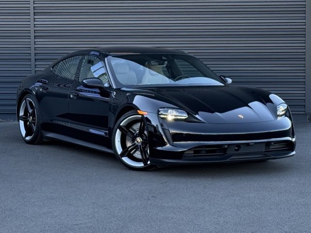 Used 2024 Porsche Taycan 4S image 9