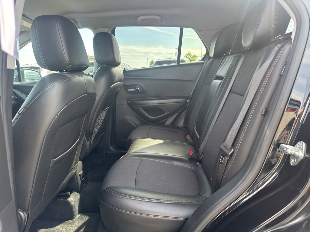 Used 2019 Chevrolet Trax LT w/ LT Convenience Package FWD image 20