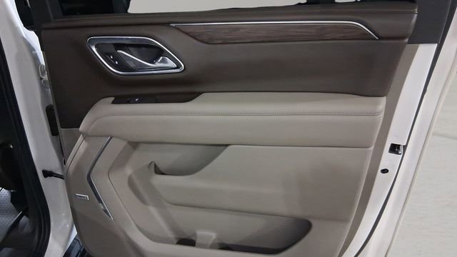 Used 2021 Chevrolet Suburban LT w/ Rear Media and Nav Package image 18