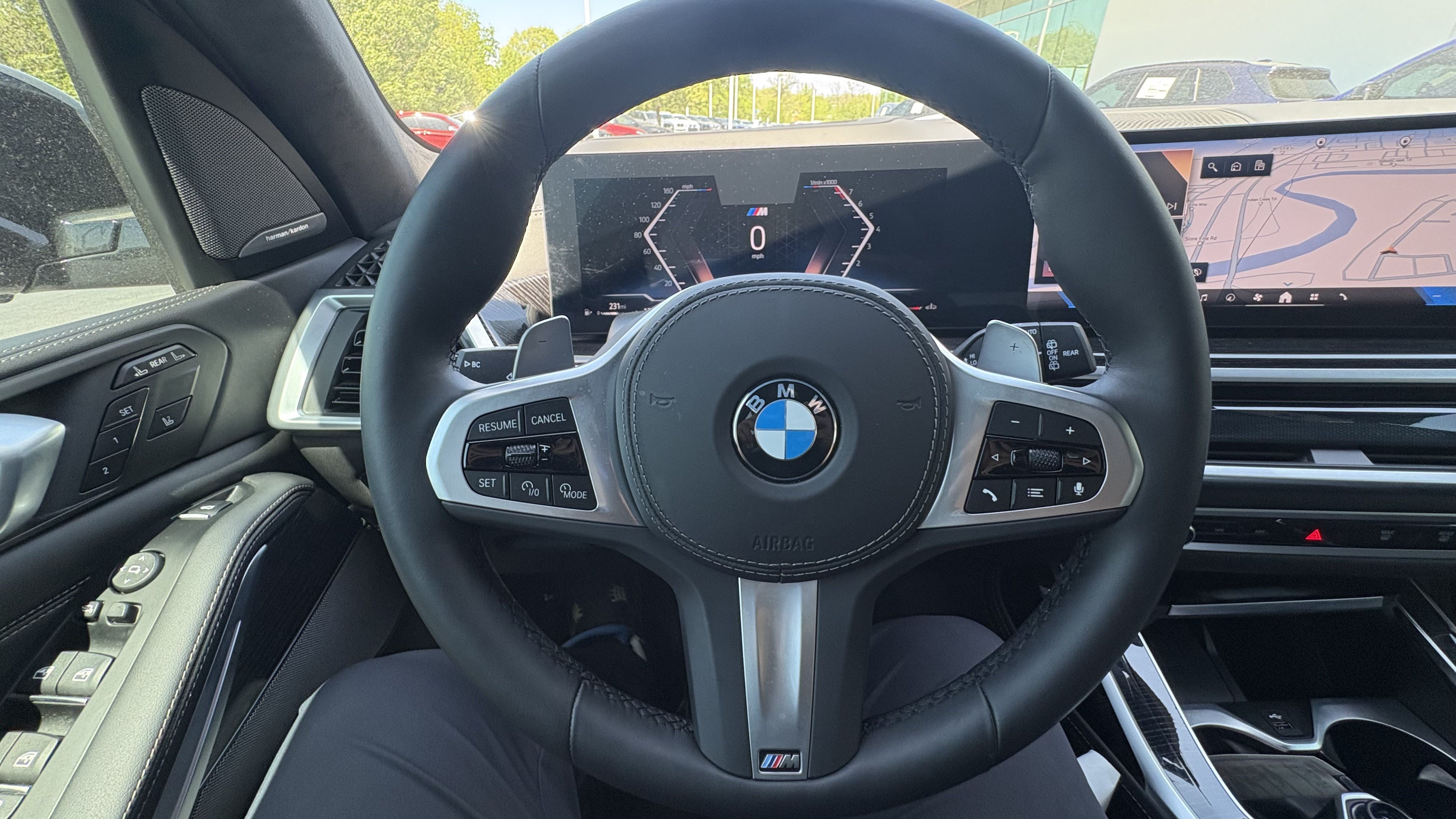 Used 2026 BMW X7 xDrive40i w/ M Sport Package AWD/4WD image 19