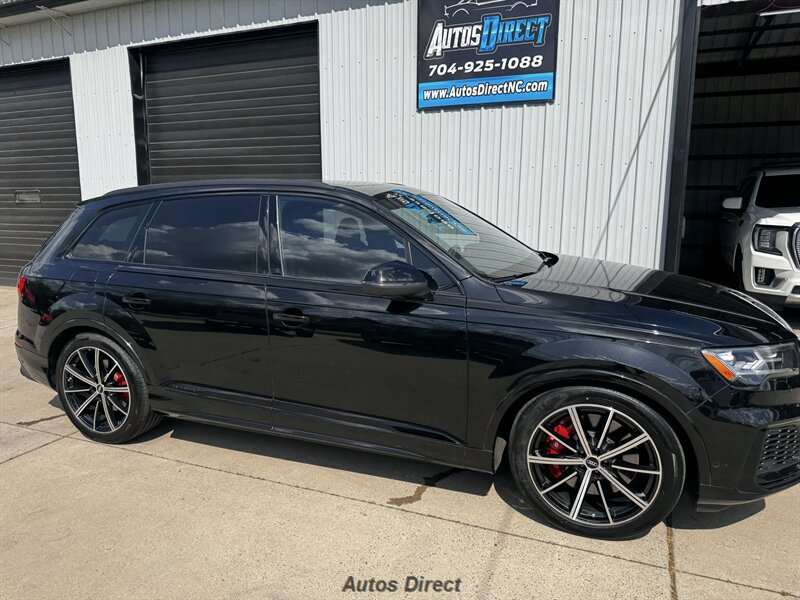 Used 2022 Audi SQ7 Prestige AWD/4WD image 23