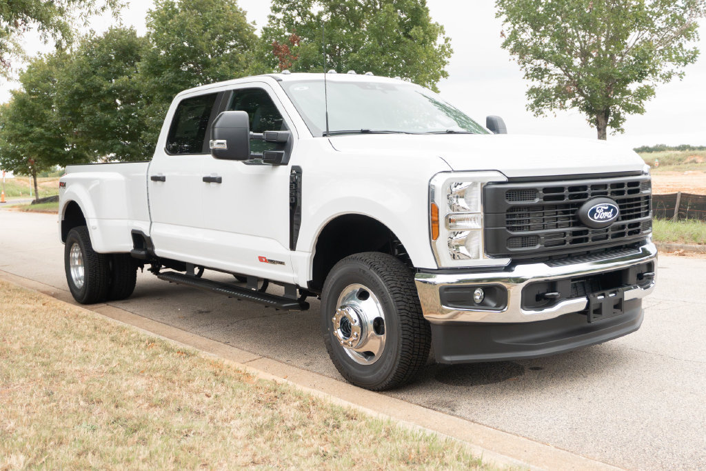 New 2027 Ford F350 XL AWD/4WD image 7