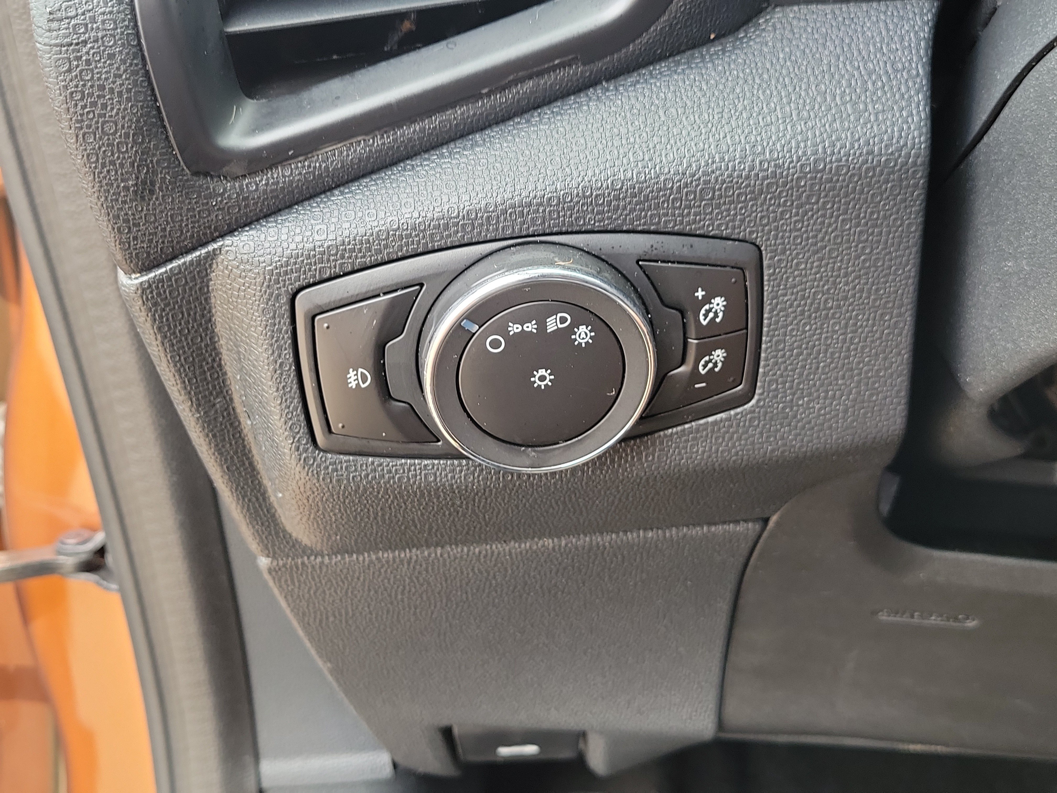 Used 2020 Ford EcoSport SE w/ SE Convenience Package AWD/4WD image 19