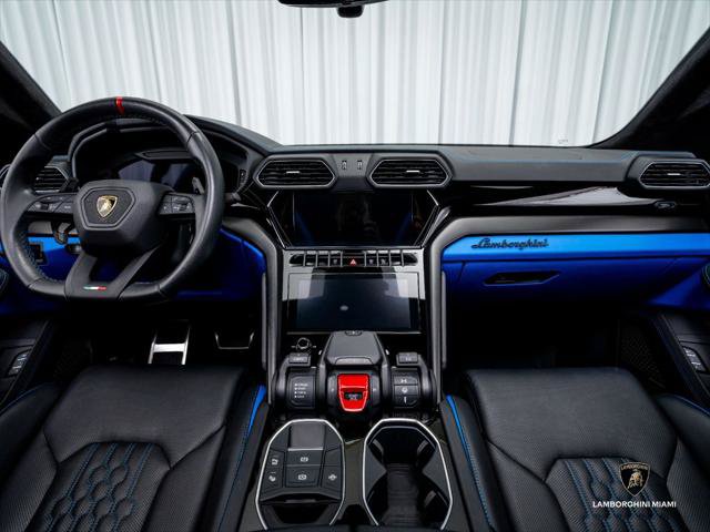 Used 2023 Lamborghini Urus S AWD/4WD image 37