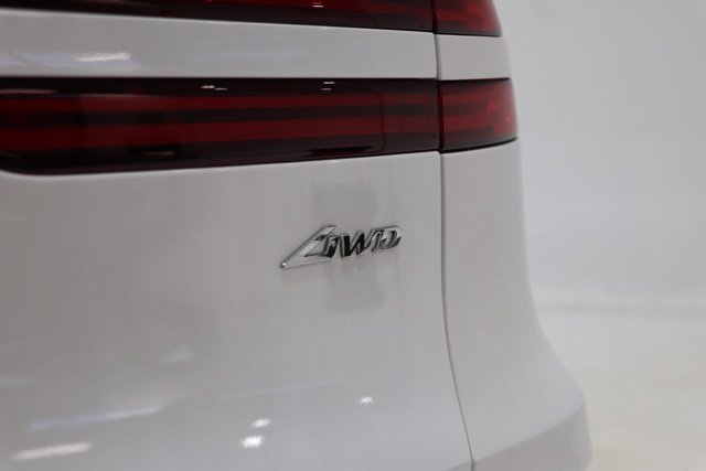 New 2026 Genesis GV70 2.5T Sport Prestige AWD/4WD image 11