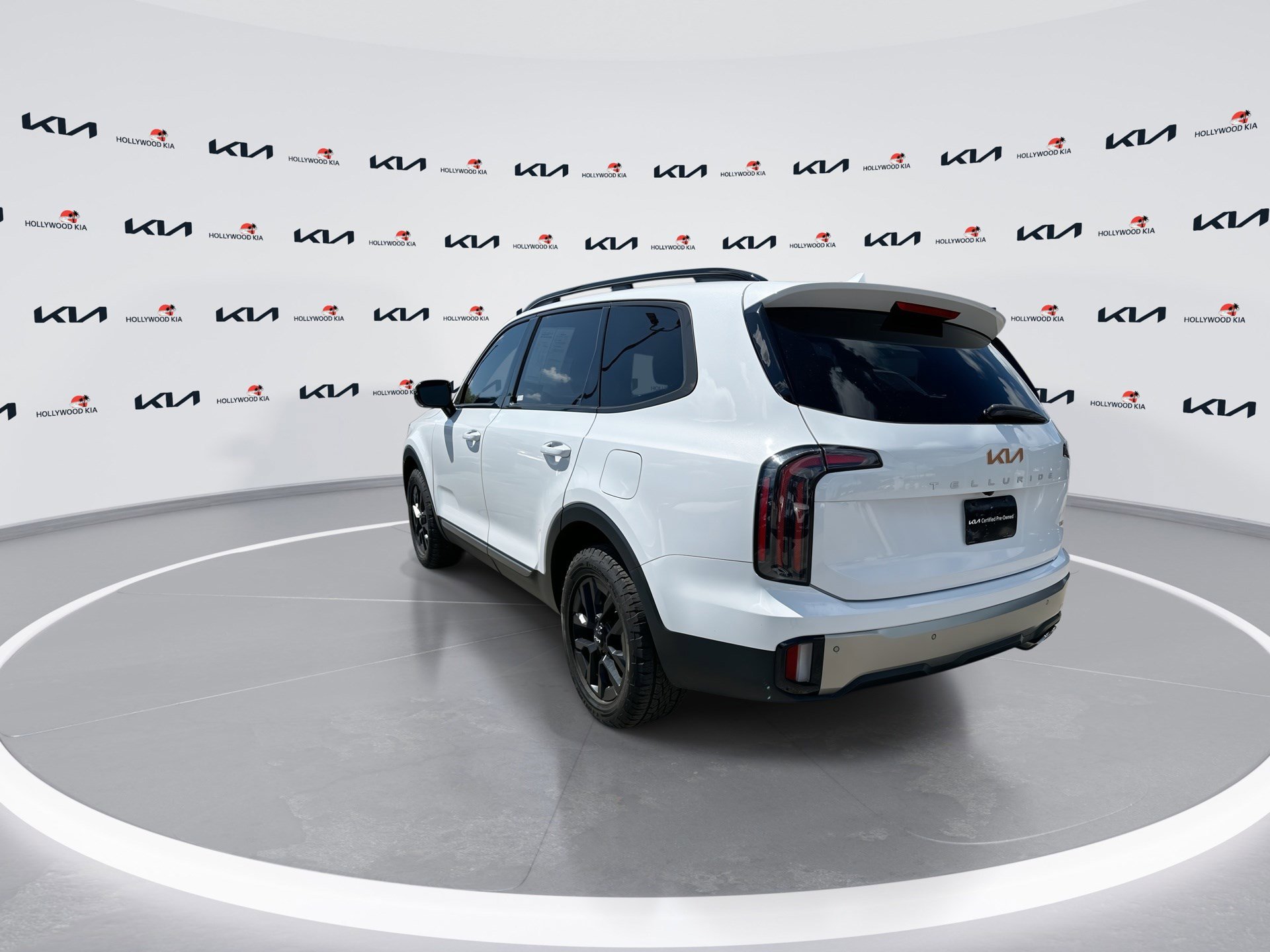 Used 2023 Kia Telluride SX X-Pro image 6