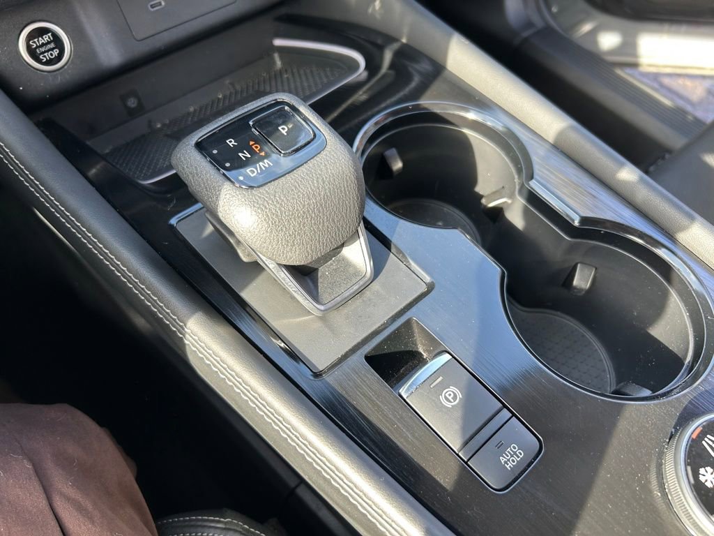 Used 2023 Nissan Rogue Platinum w/ Platinum Premium Package image 17