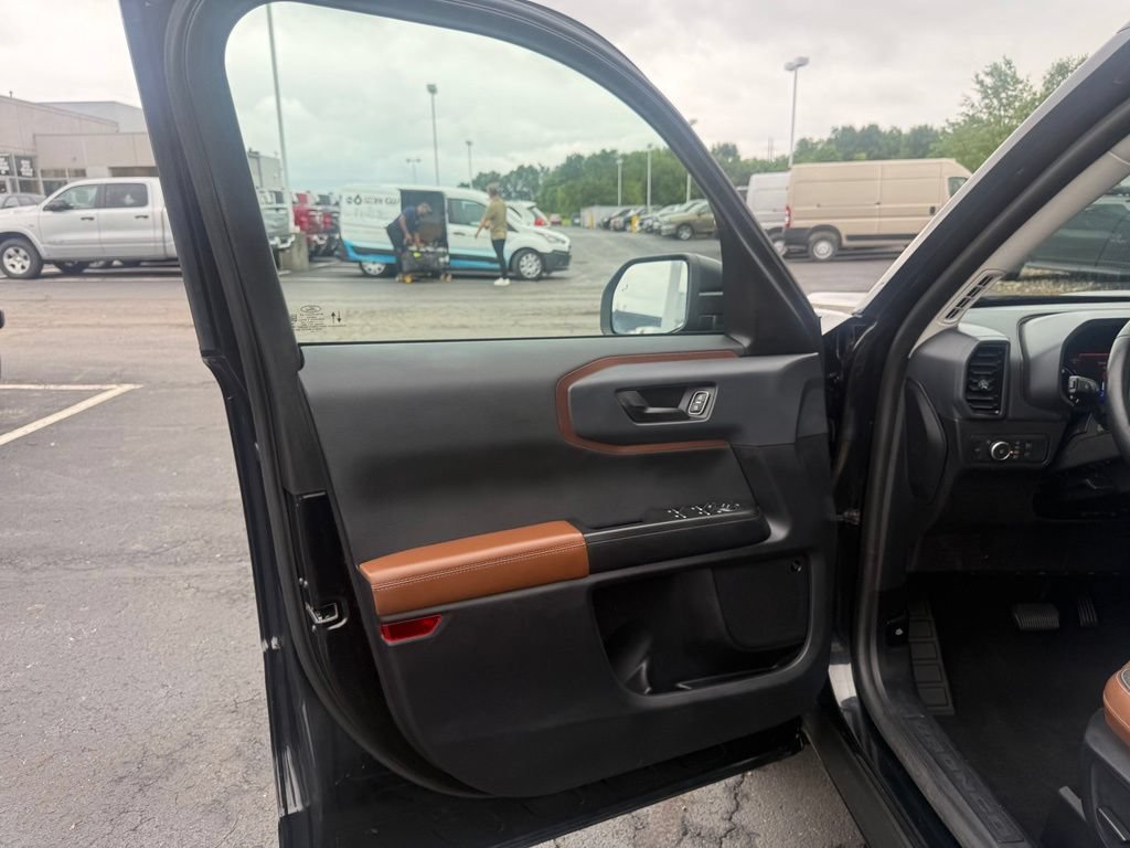 Used 2022 Ford Bronco Sport Outer Banks w/ Tech Package AWD/4WD image 15