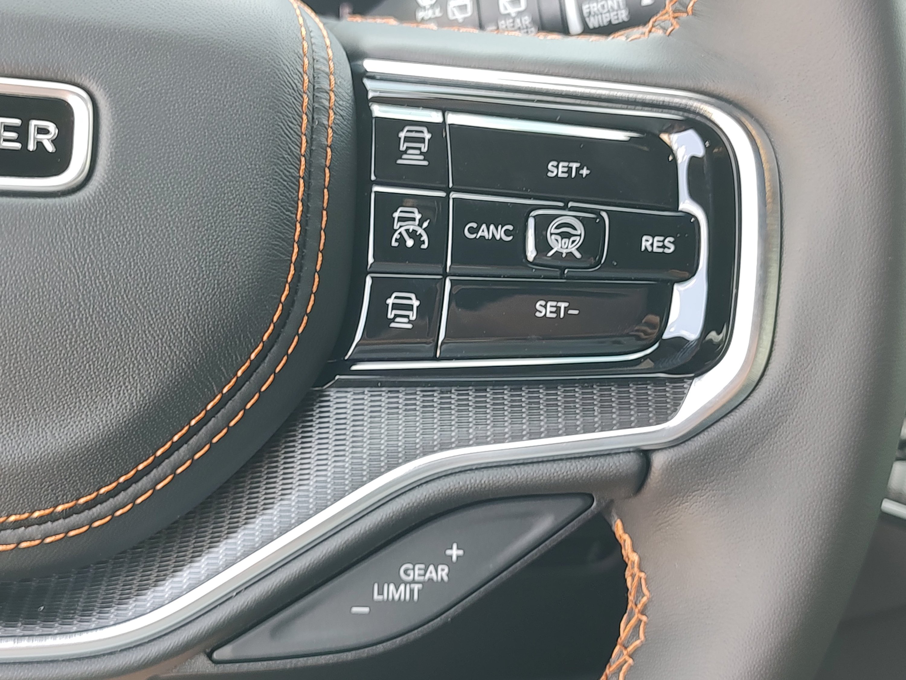 New 2026 Jeep Grand Wagoneer L Summit AWD/4WD image 21
