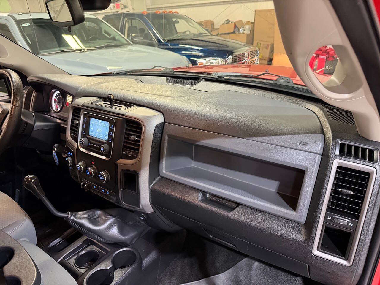 Used 2014 RAM 2500 Tradesman w/ Chrome Appearance Group AWD/4WD image 35