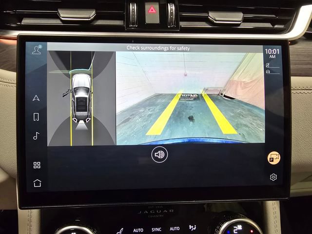 Used 2023 Jaguar F-PACE S image 25