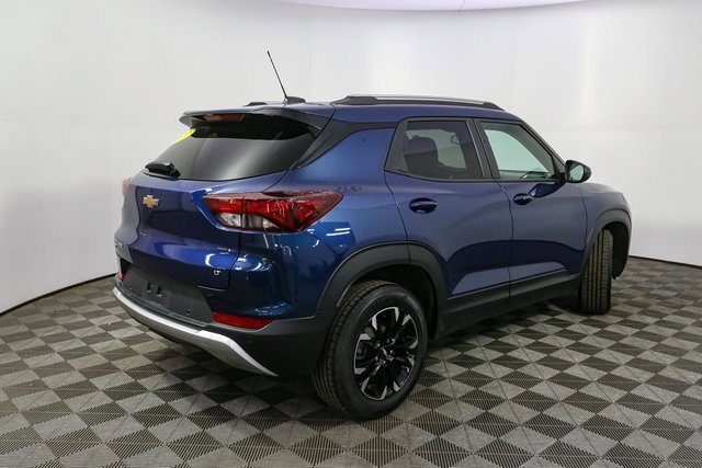 Used 2021 Chevrolet TrailBlazer LT w/ Convenience Package image 12