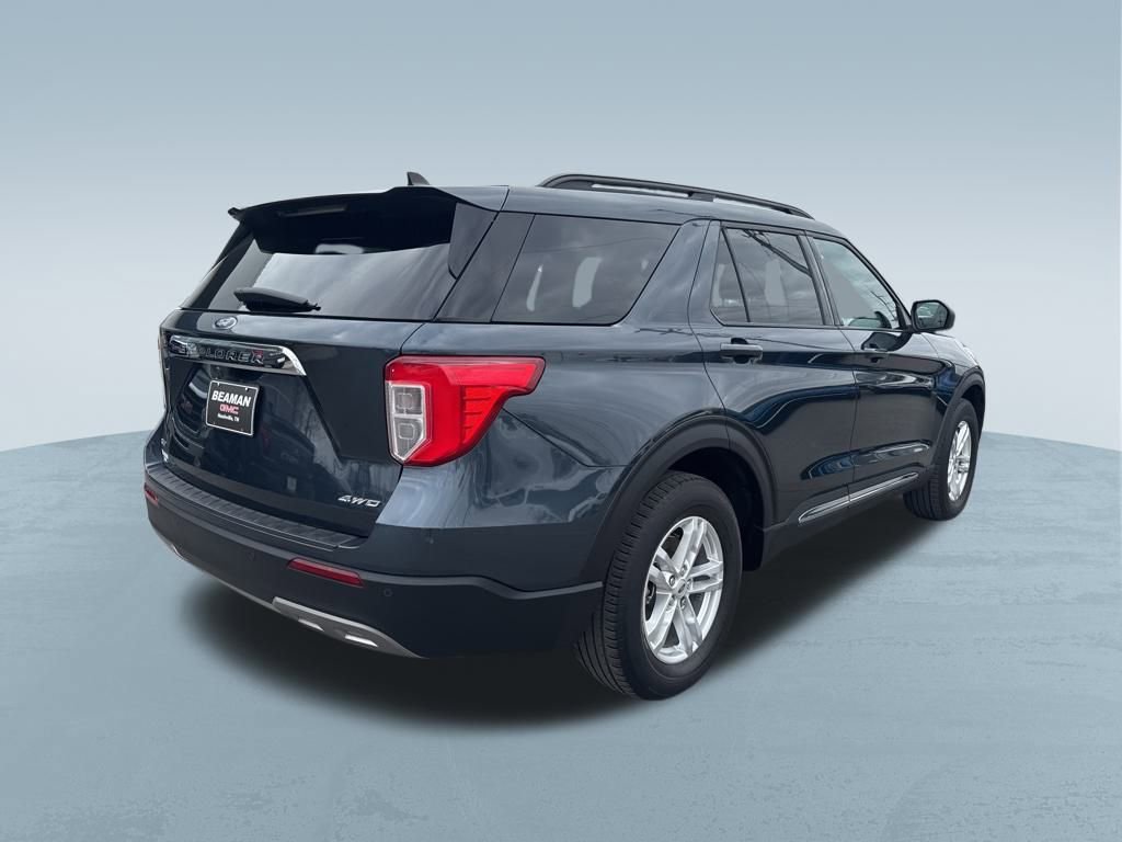 Used 2022 Ford Explorer XLT w/ Equipment Group 202A image 8