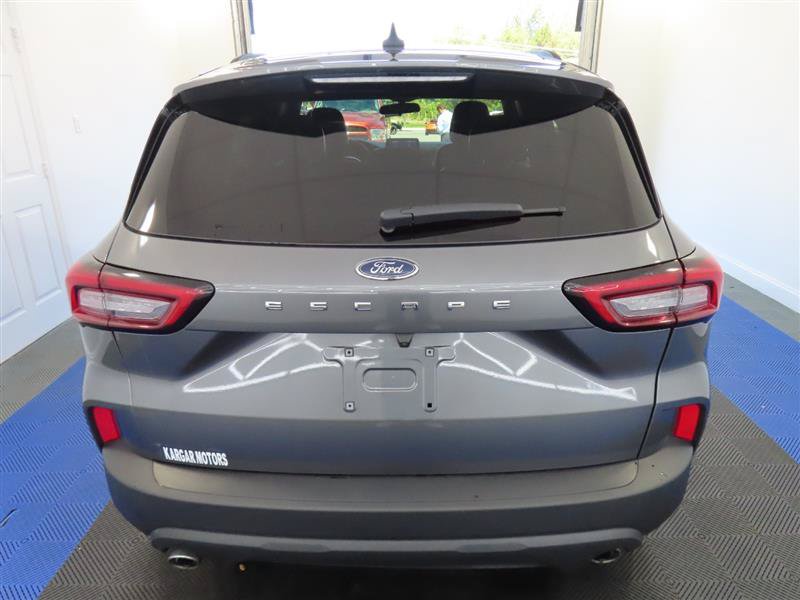 Used 2025 Ford Escape ST-Line FWD image 11