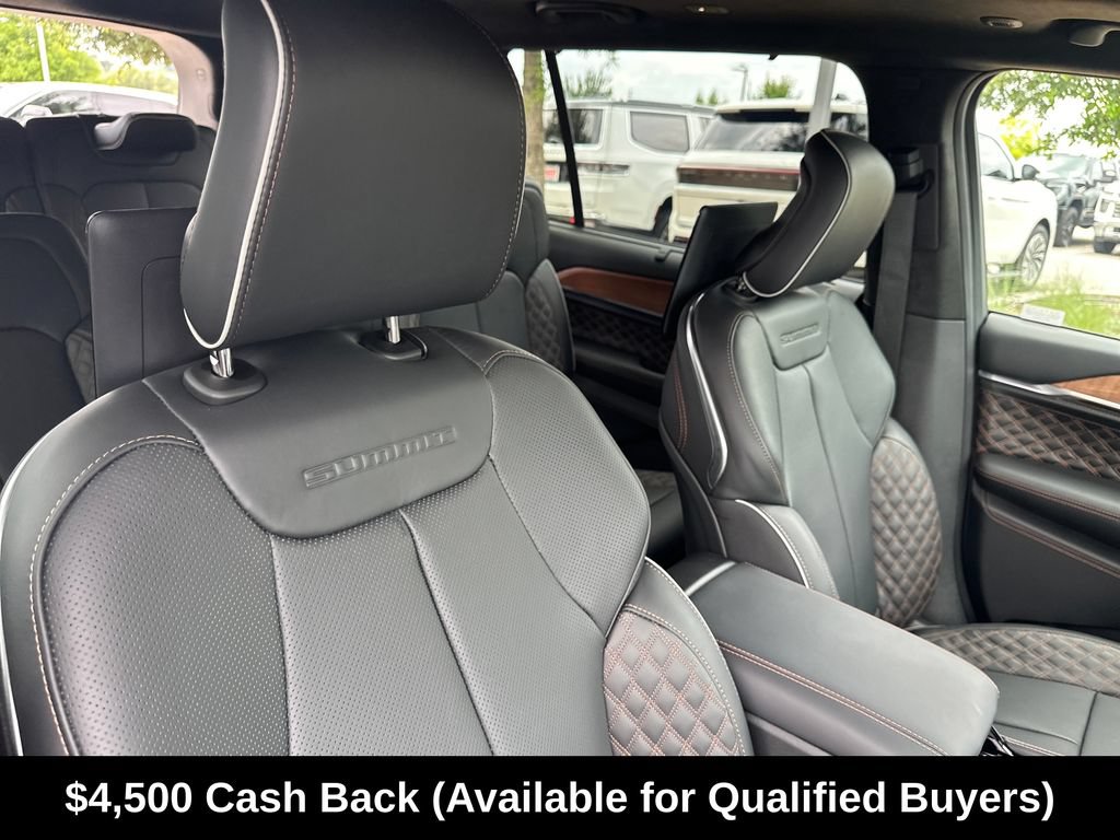 New 2026 Jeep Grand Cherokee L Summit w/ Obsidian Package AWD/4WD image 37