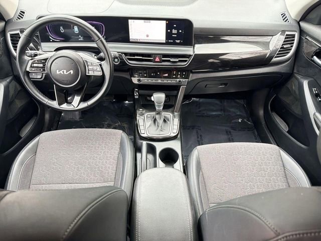 Used 2025 Kia Seltos S FWD image 20
