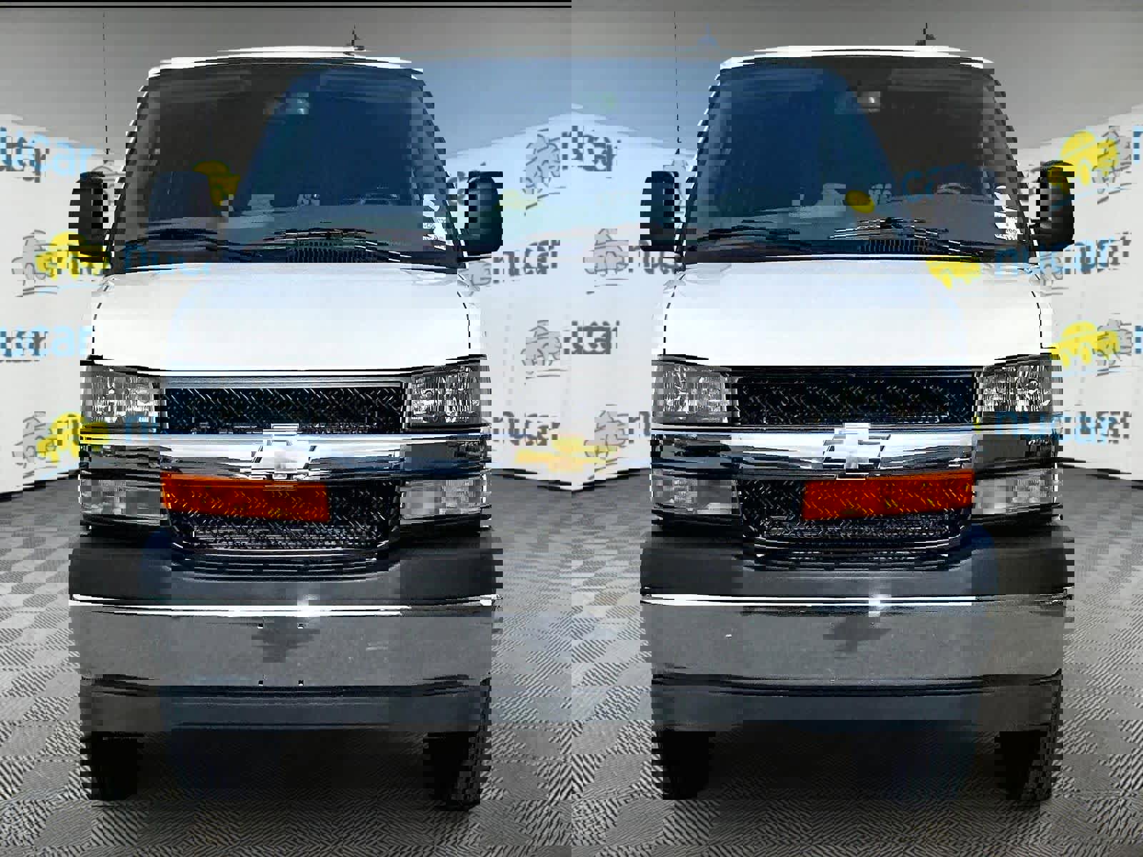 Used 2024 Chevrolet Express 2500 w/ Driver Convenience Package image 2