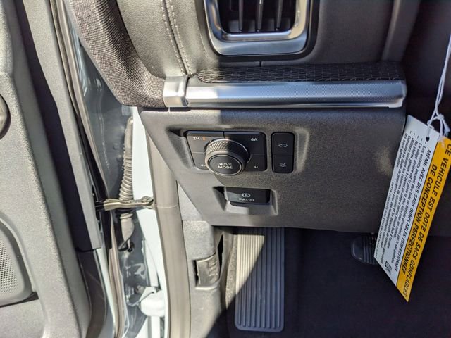 New 2025 Ford Expedition Max Platinum w/ Stealth Performance Package image 31