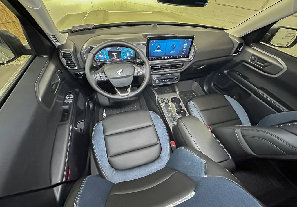 New 2025 Ford Bronco Sport Outer Banks image 9