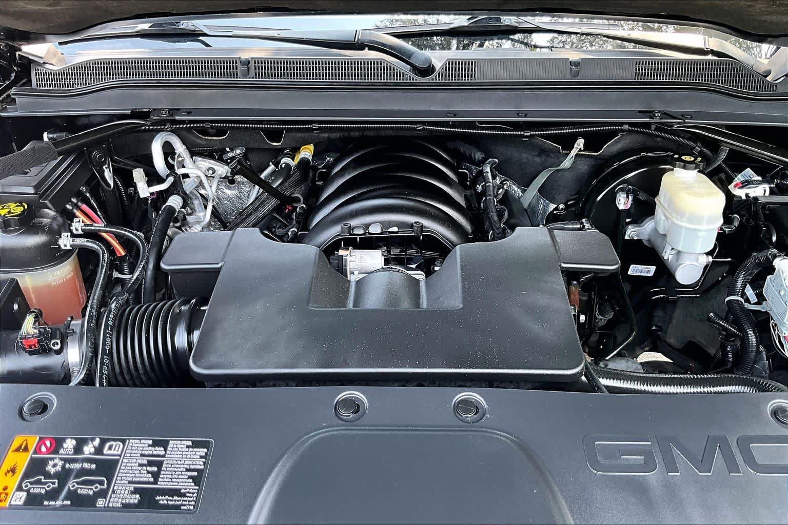 Used 2019 GMC Yukon XL SLT w/ Premium Edition RWD image 30