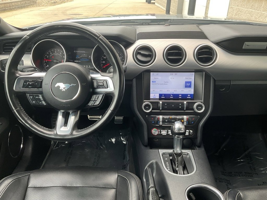 Used 2022 Ford Mustang Premium image 11