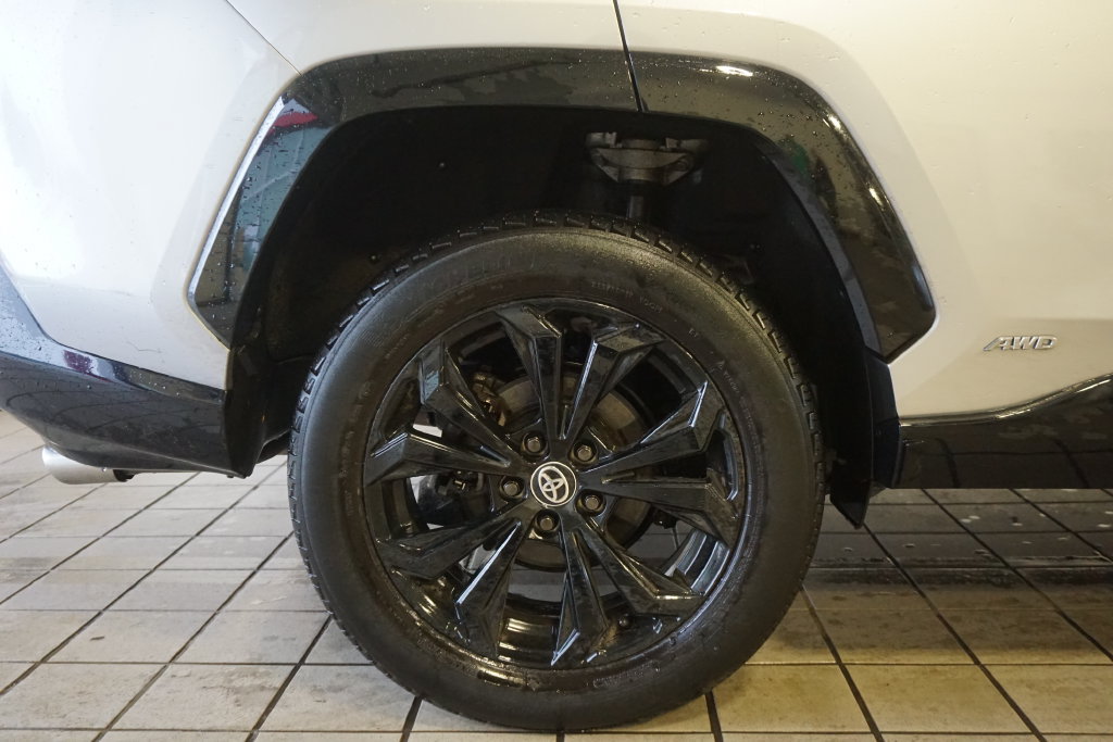 Used 2023 Toyota RAV4 XSE w/ XSE Grade Weather Package AWD/4WD image 29
