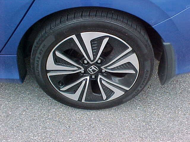 Used 2017 Honda Civic EX-T image 12