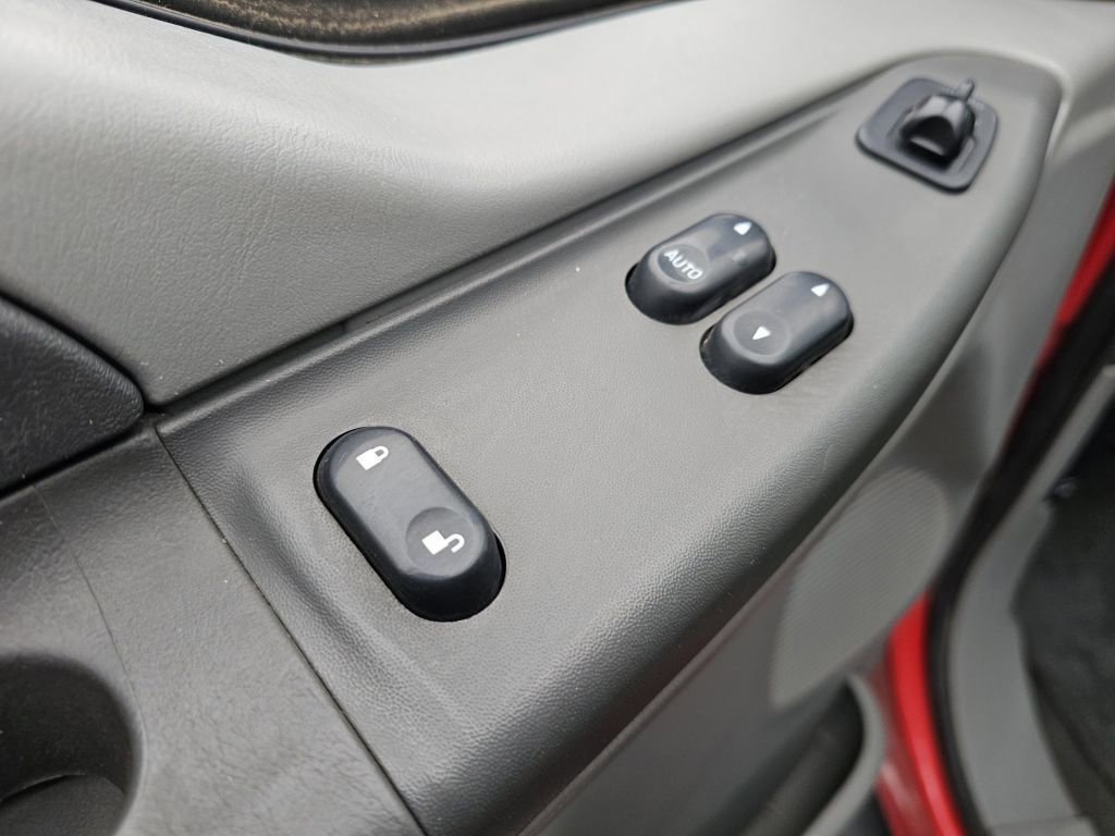 Used 2004 Ford F250 XLT AWD/4WD image 29