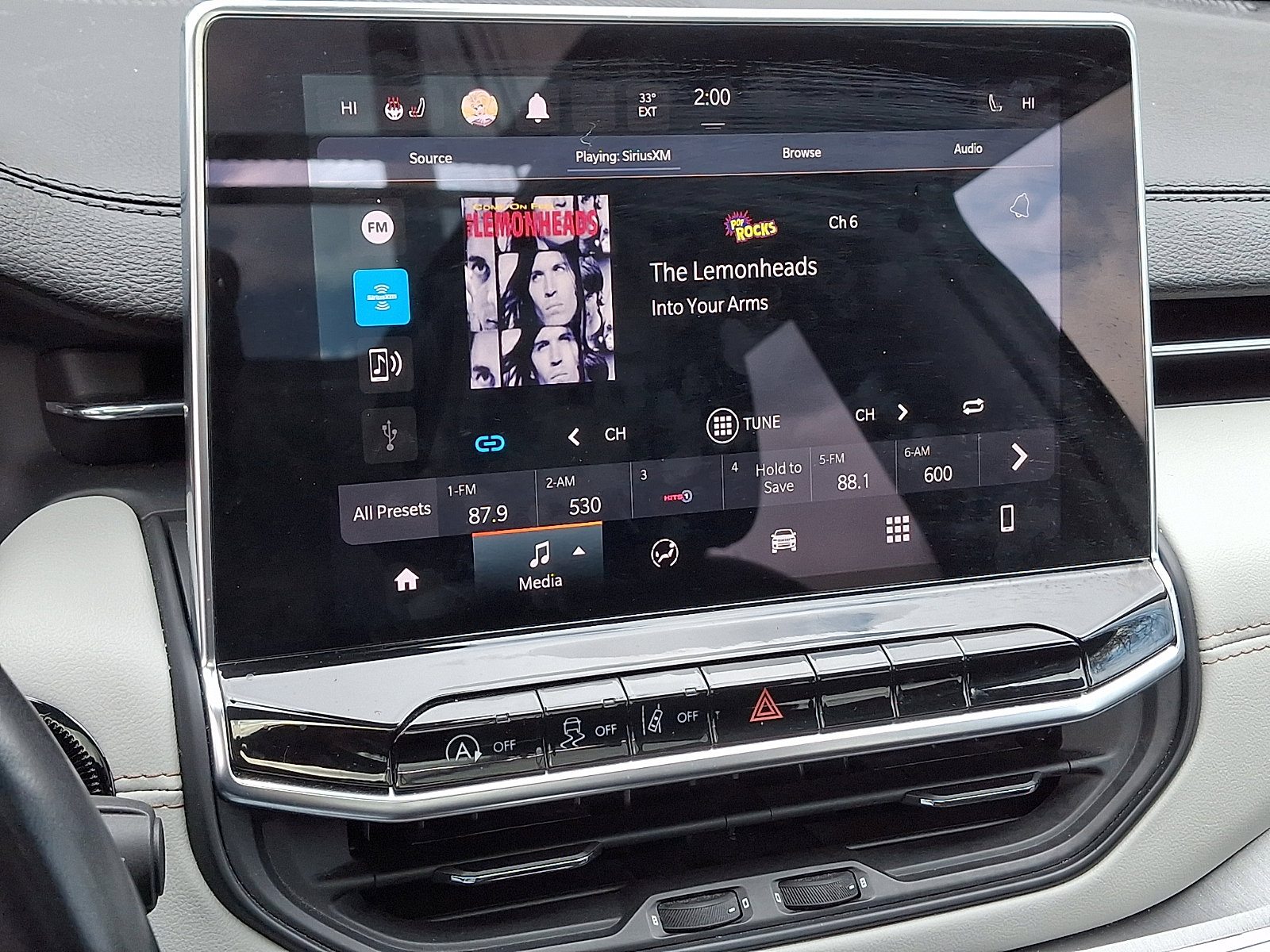 Used 2022 Jeep Compass Limited w/ Sun and Sound Group image 17