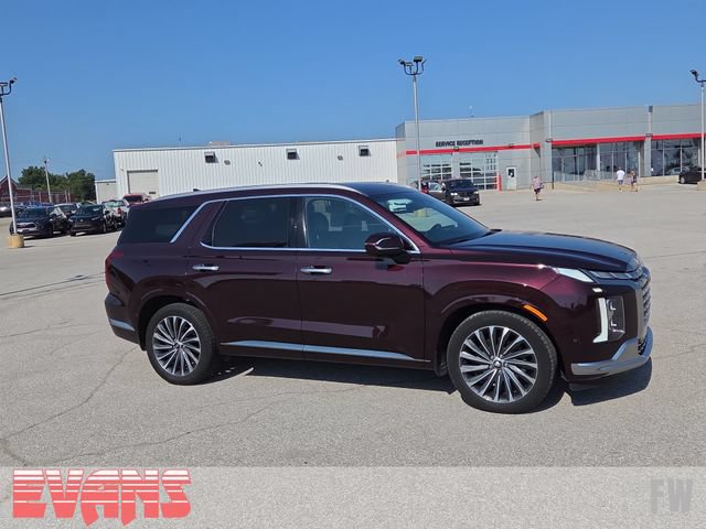 Used 2023 Hyundai Palisade Calligraphy AWD/4WD image 2