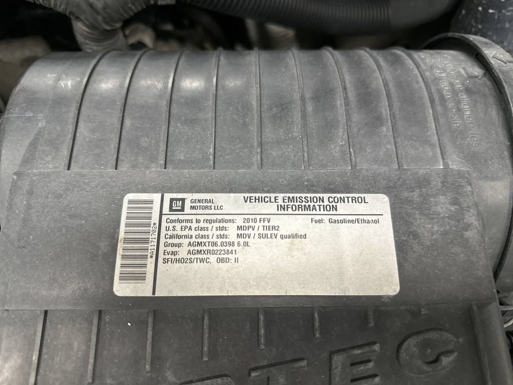 Used 2010 Chevrolet Express 2500 RWD image 17