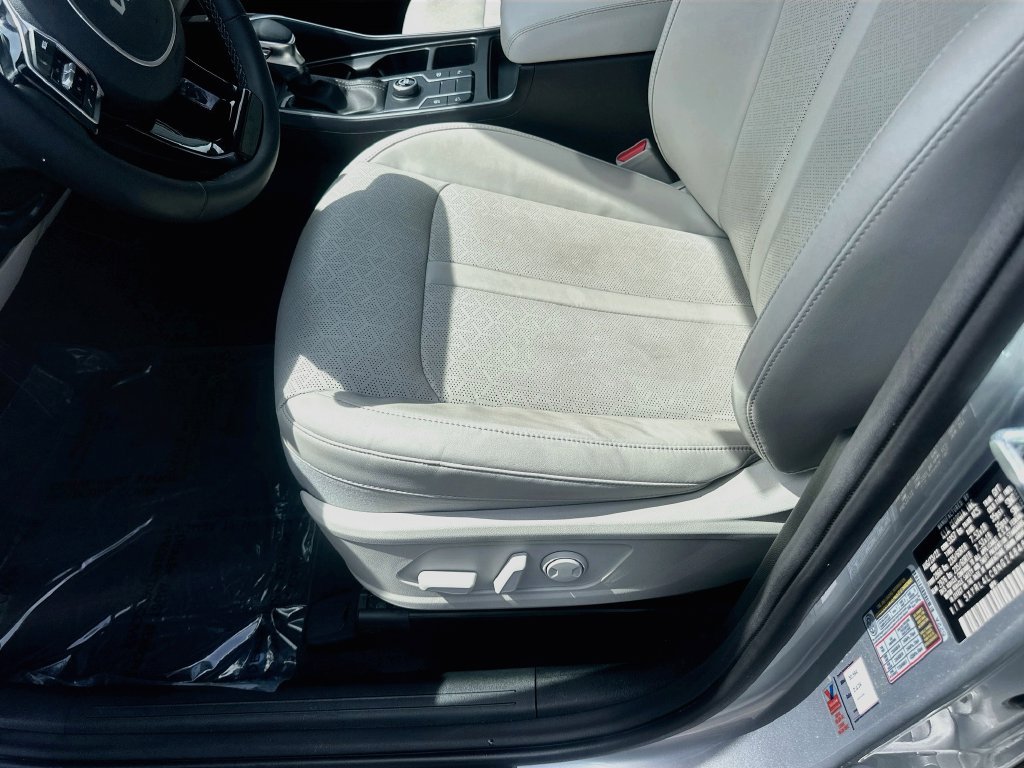 Certified 2022 Kia Sorento S FWD image 19