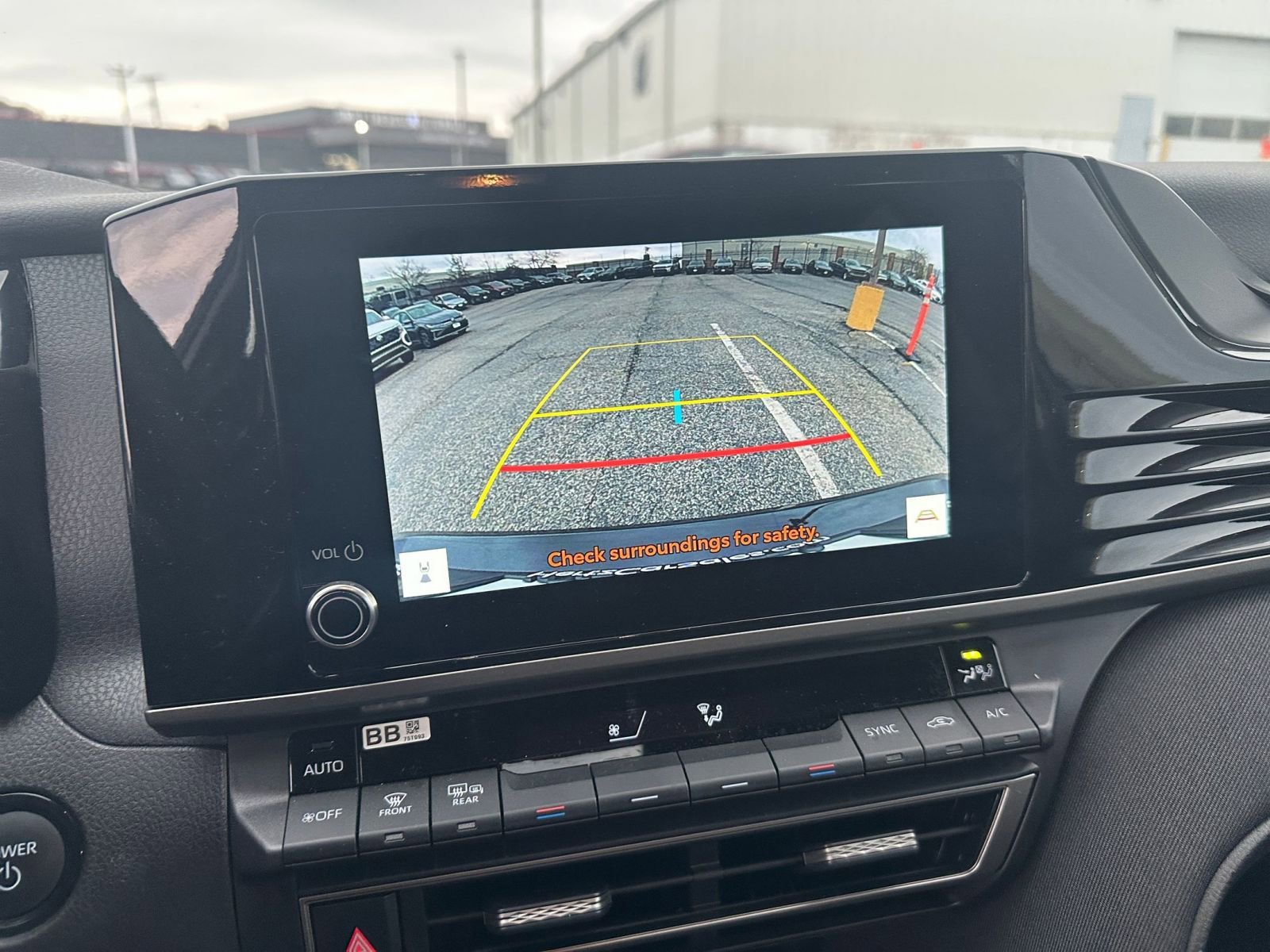 Used 2025 Toyota Camry LE image 17