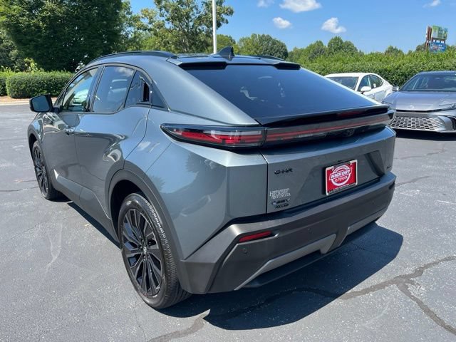 Used 2026 Toyota C-HR AWD/4WD image 14