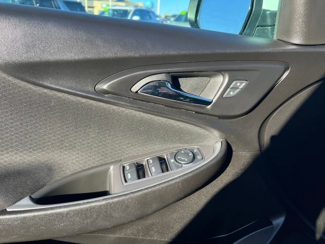 Used 2024 Chevrolet Malibu LT image 25
