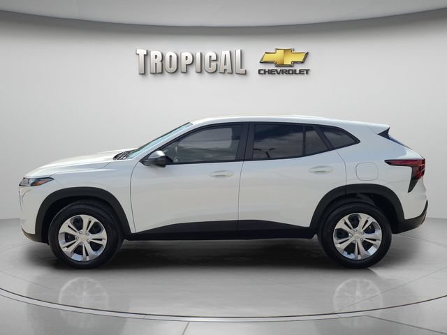 New 2026 Chevrolet Trax LS FWD image 2