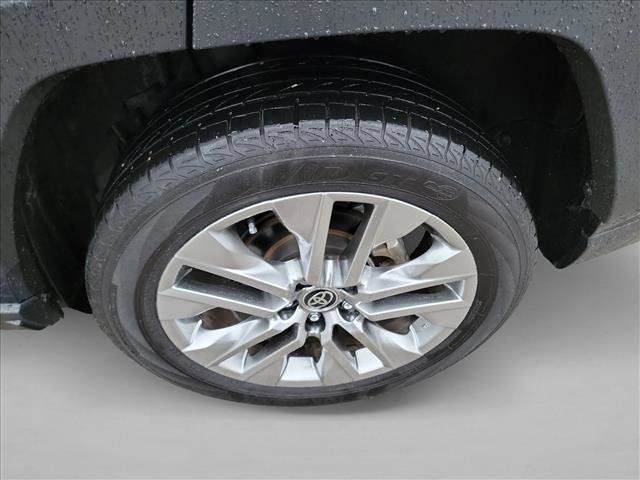 Used 2024 Toyota RAV4 XLE Premium FWD image 12
