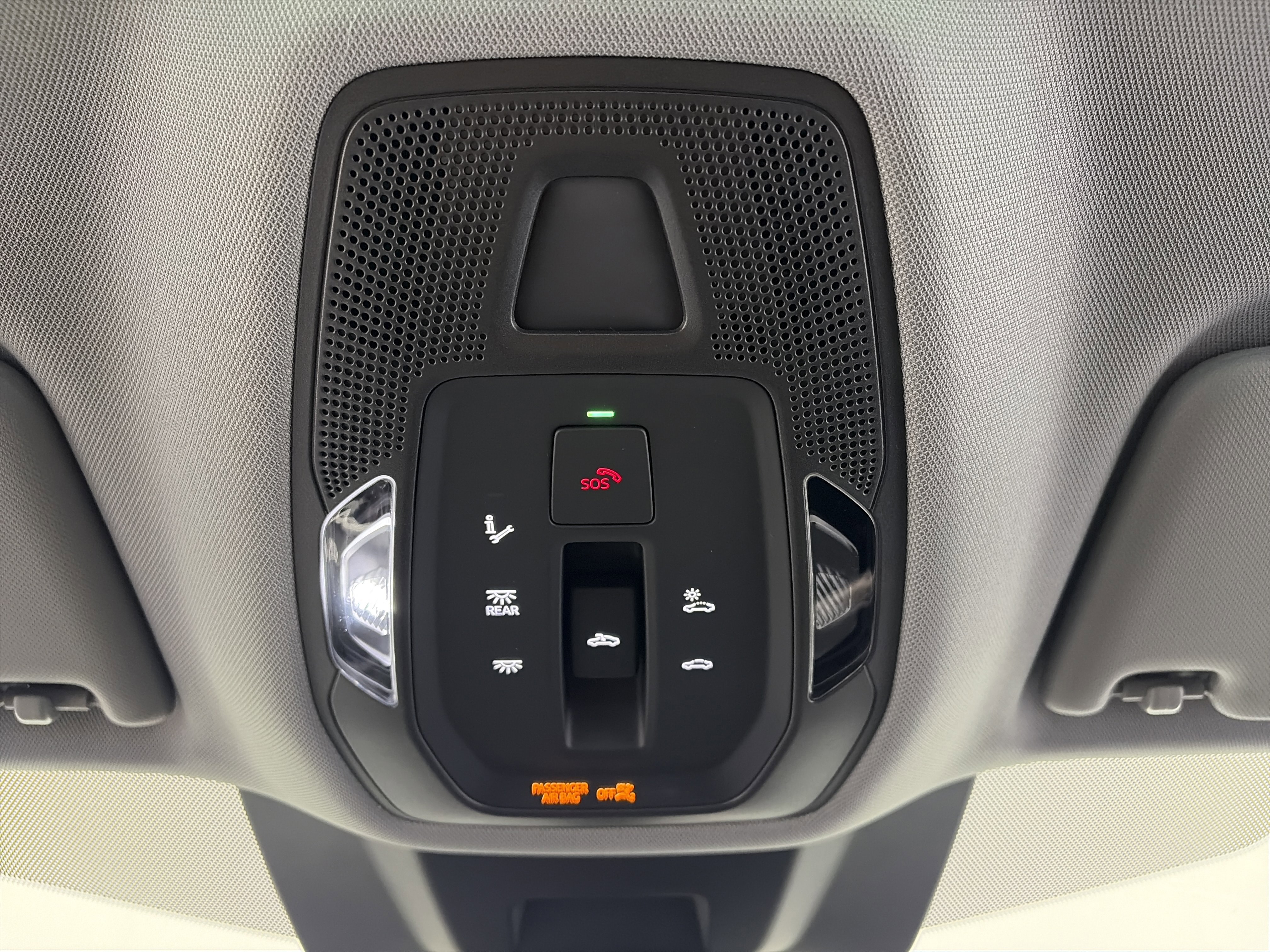 Used 2025 Audi Q5 Premium w/ Convenience Package image 29